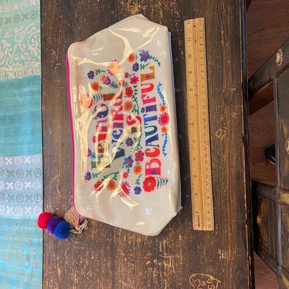 Natural life Being weird is Beautiful Bag - Picture 4 of 7